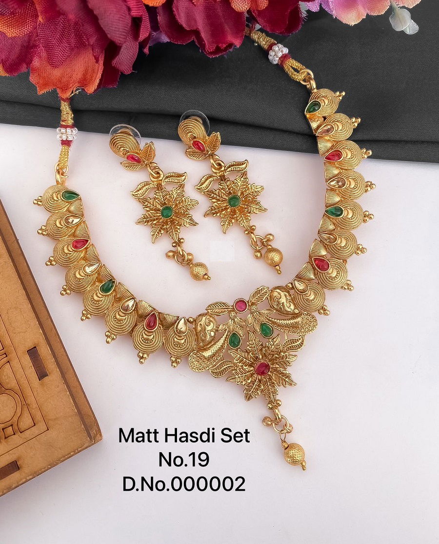 Rajwadi Style Matte Hasdi jewellery Set Catalog